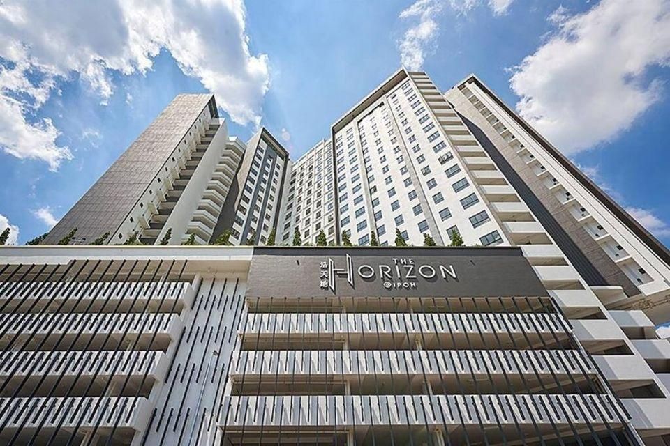 The Horizon Ipoh Dual L12 by Grab A Stay