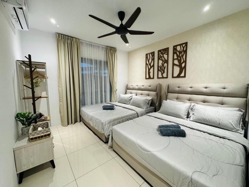 Deluxe Queen Suite