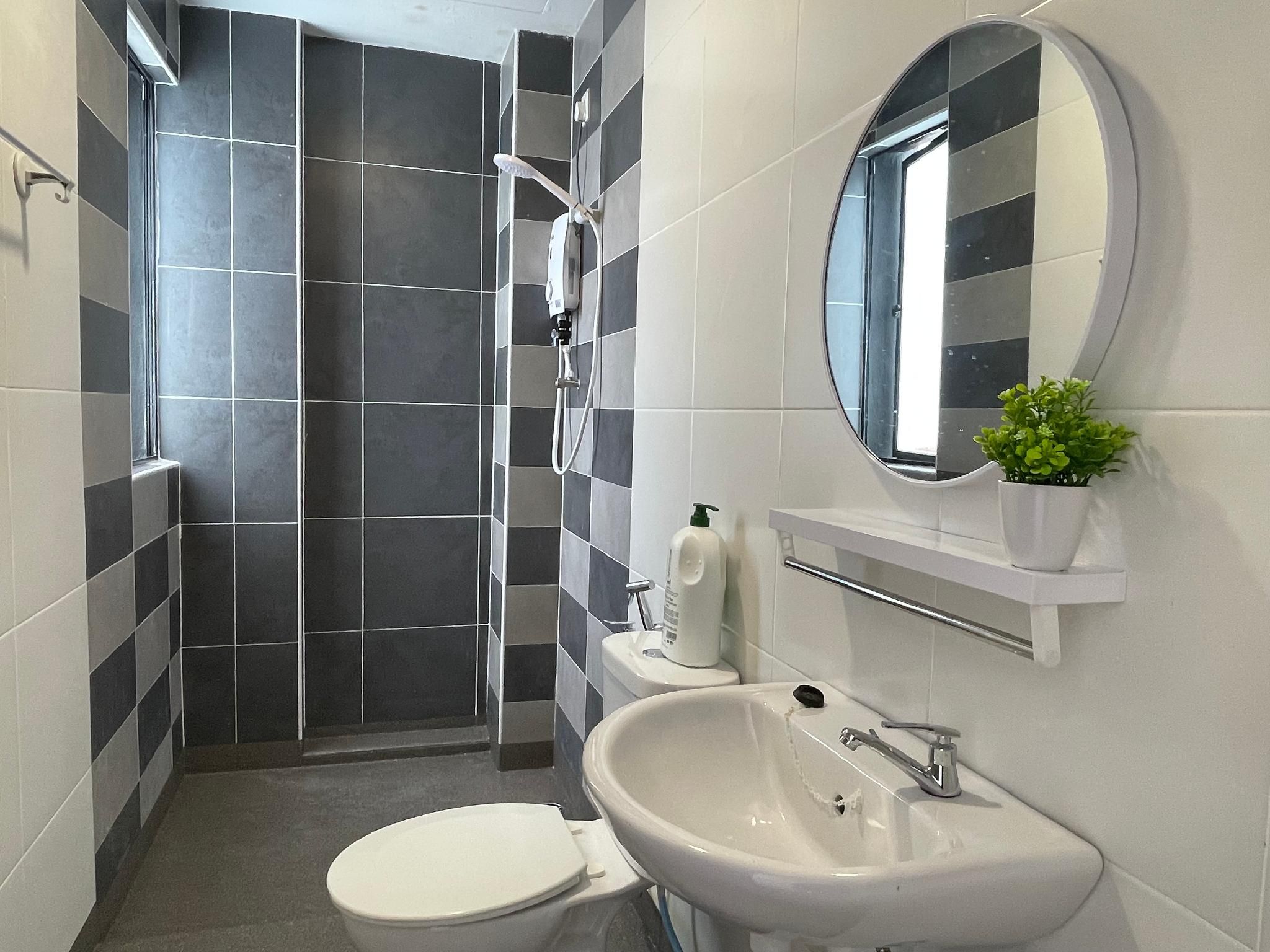 Deluxe Pool or Garden View Room