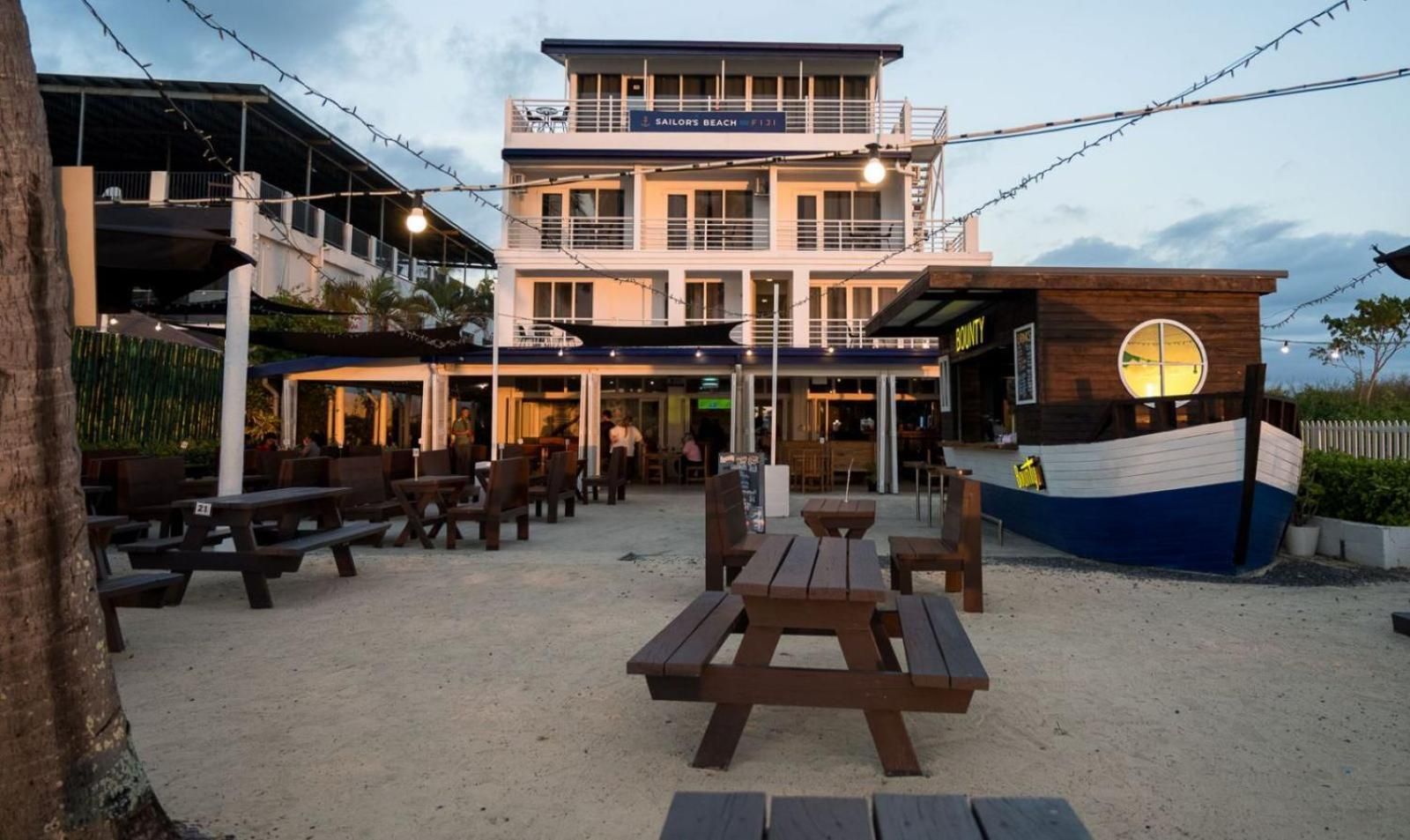 Sailor’s Beach Resort