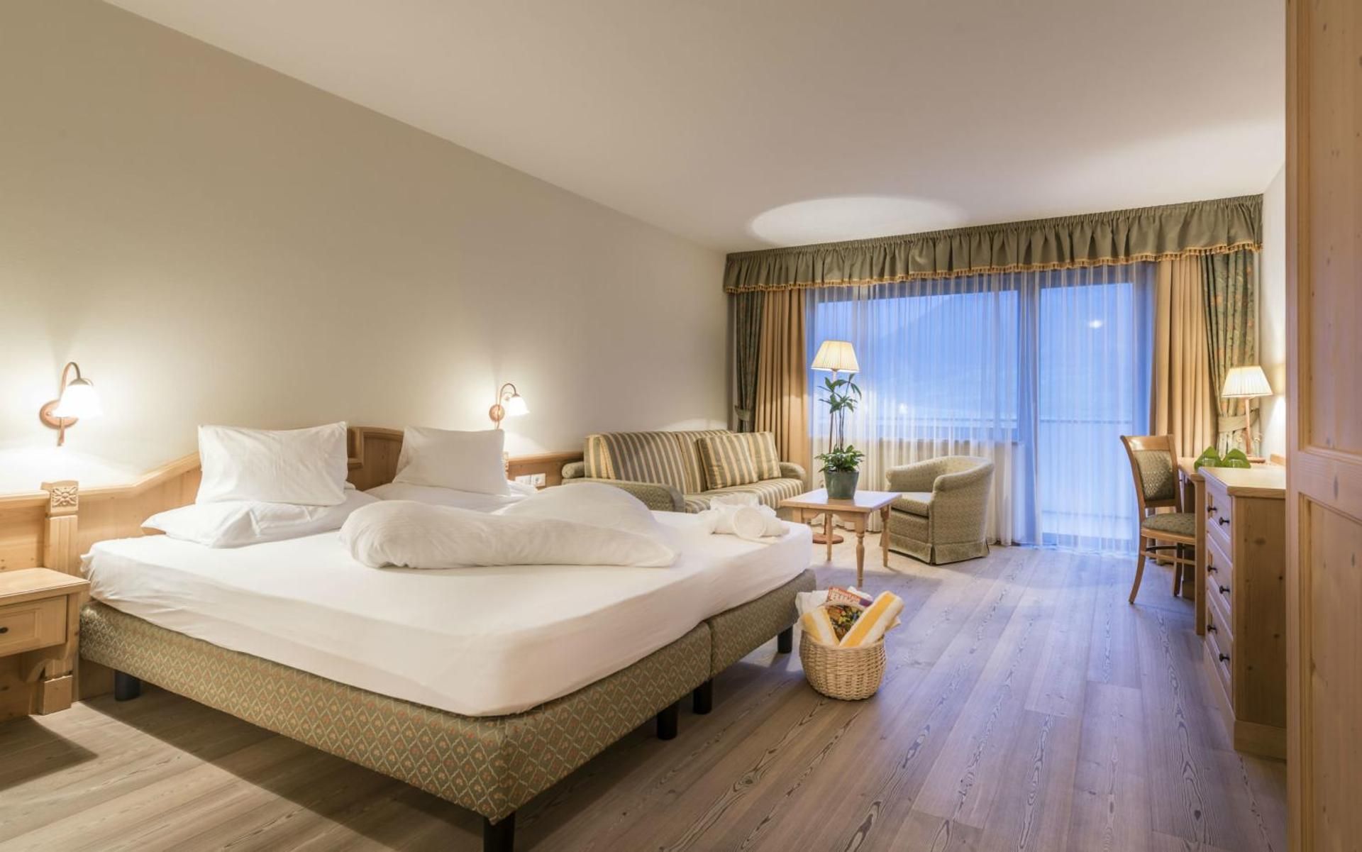 Deluxe Double or Twin Room