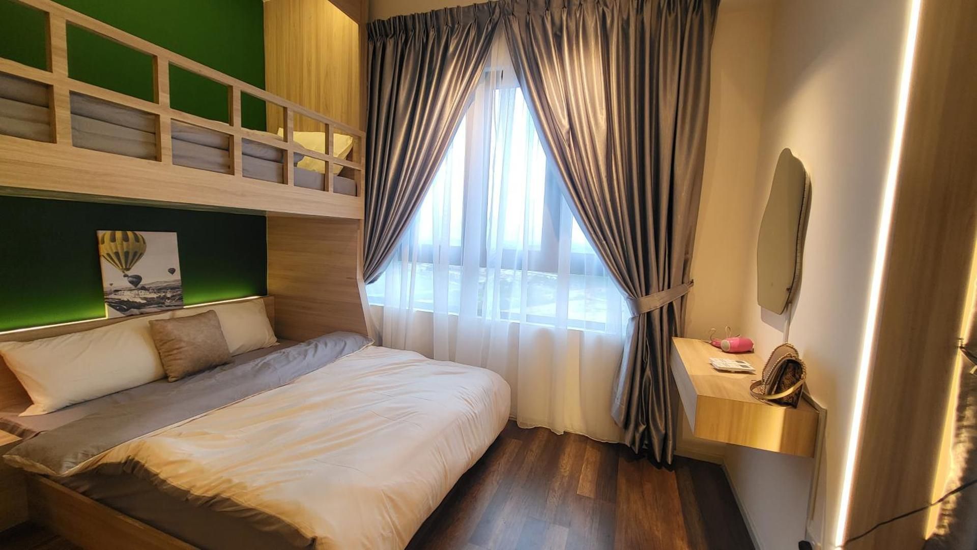 One-Bedroom Apartment