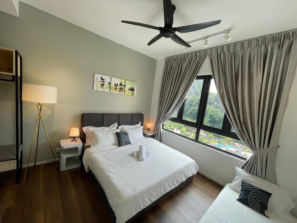 2 Bedroom 2 Bath Premier Mountain Condo