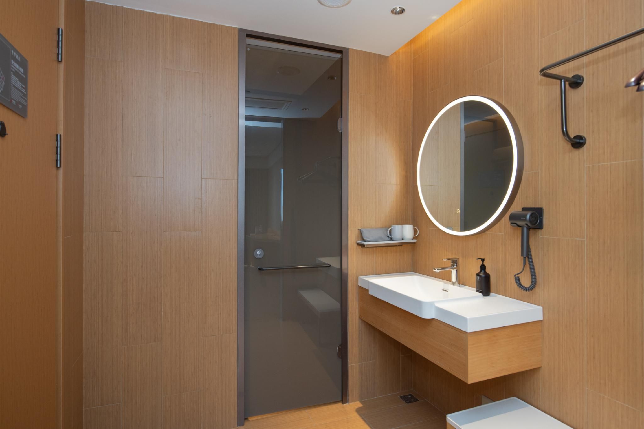 Ji Hotel Quzhou Longyou Jinxing Avenue Family Room 2