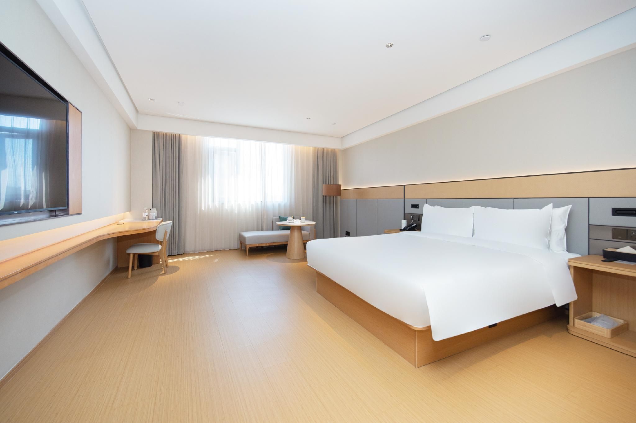 Business Queen Bed Room