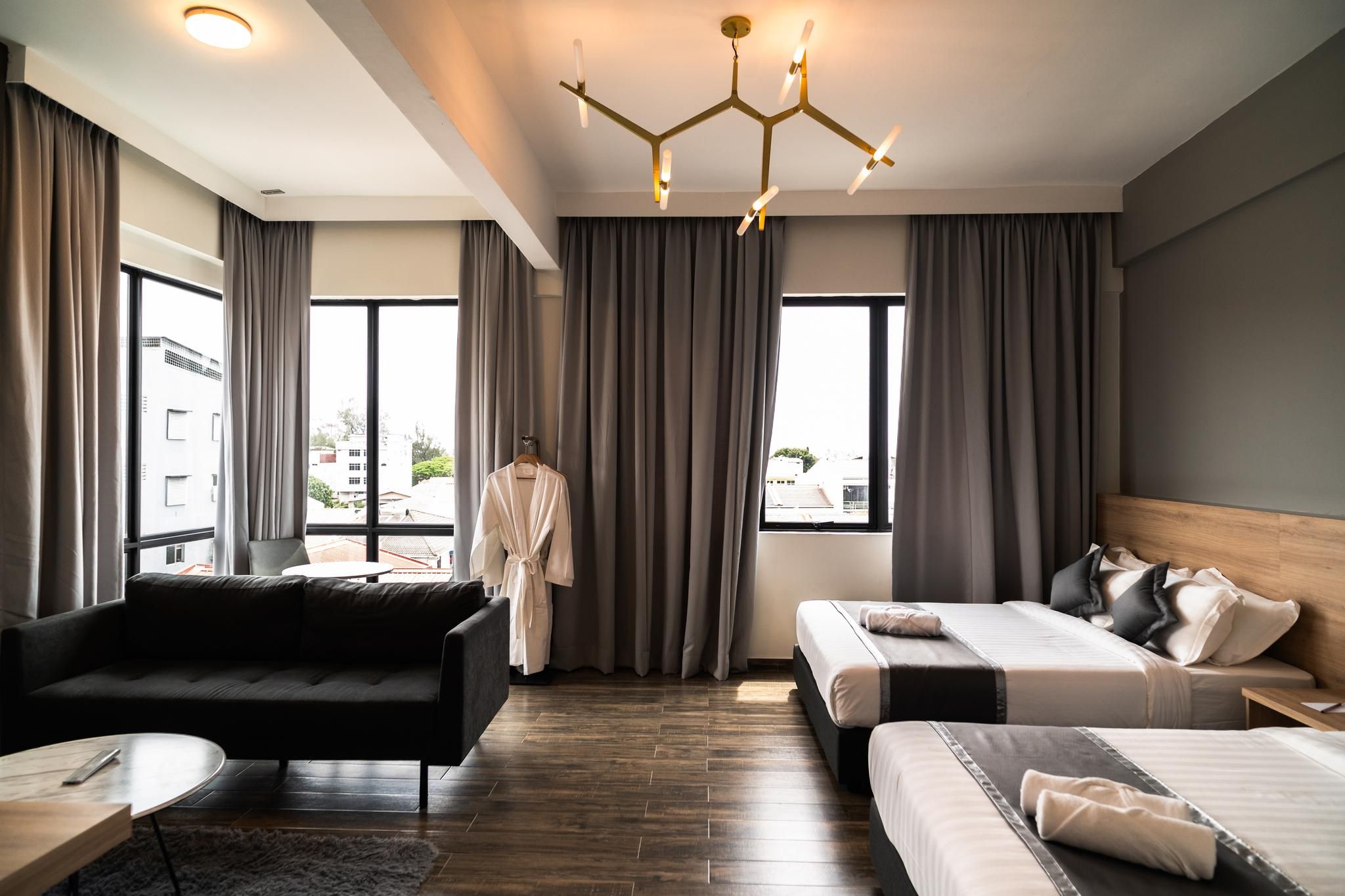 Plaza Junior Suite