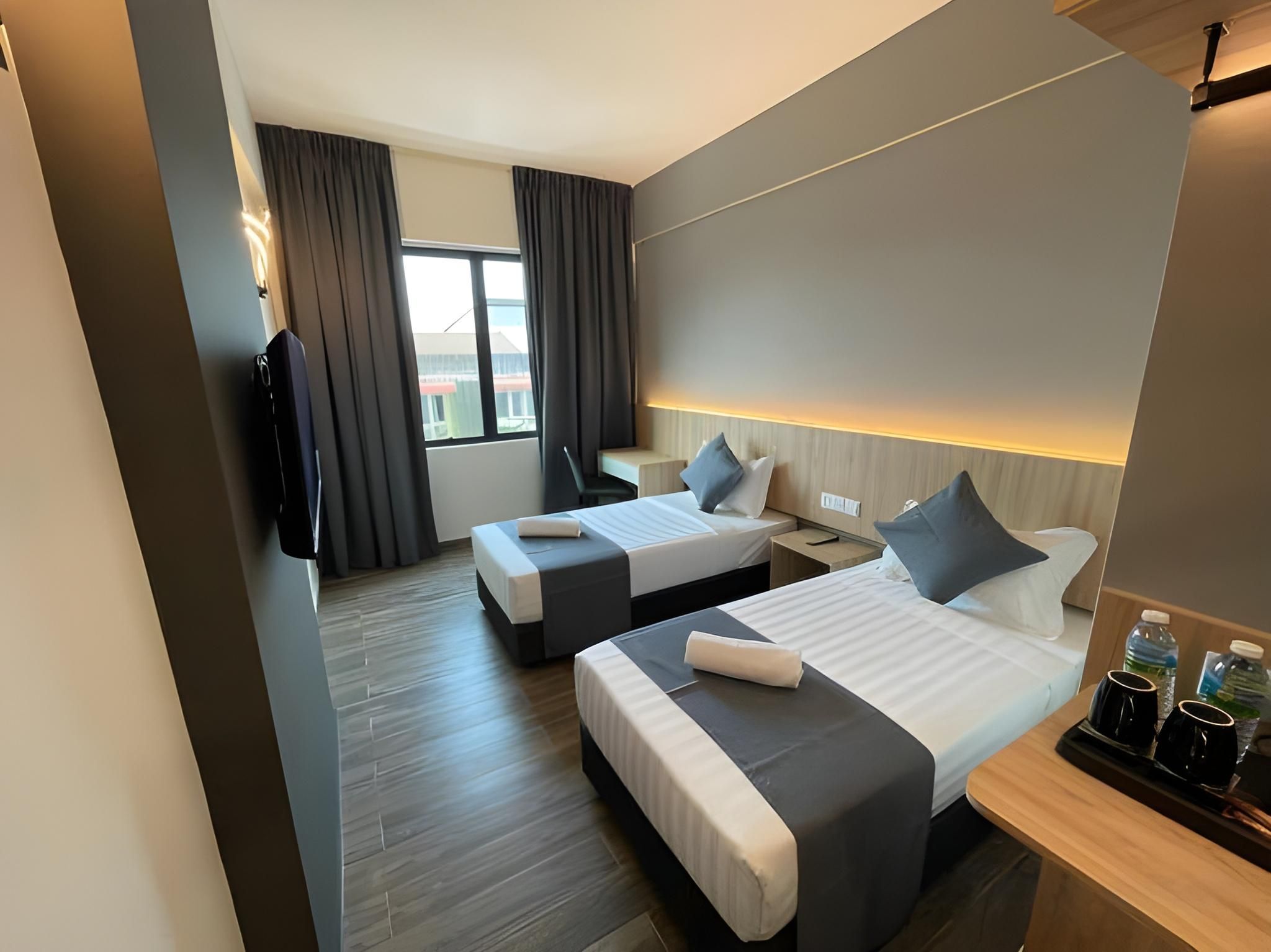 DJ Citi Plaza Hotel & Suites Premier Double or Twin Room