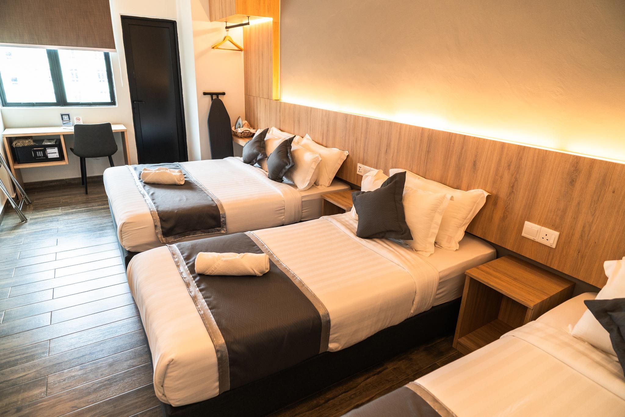 DJ Citi Plaza Hotel & Suites 1 Bedroom Suite