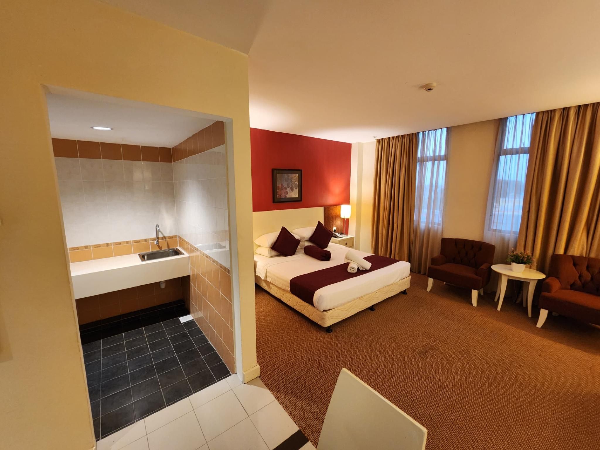 The Grand Puteri Hotel Junior Suite 2