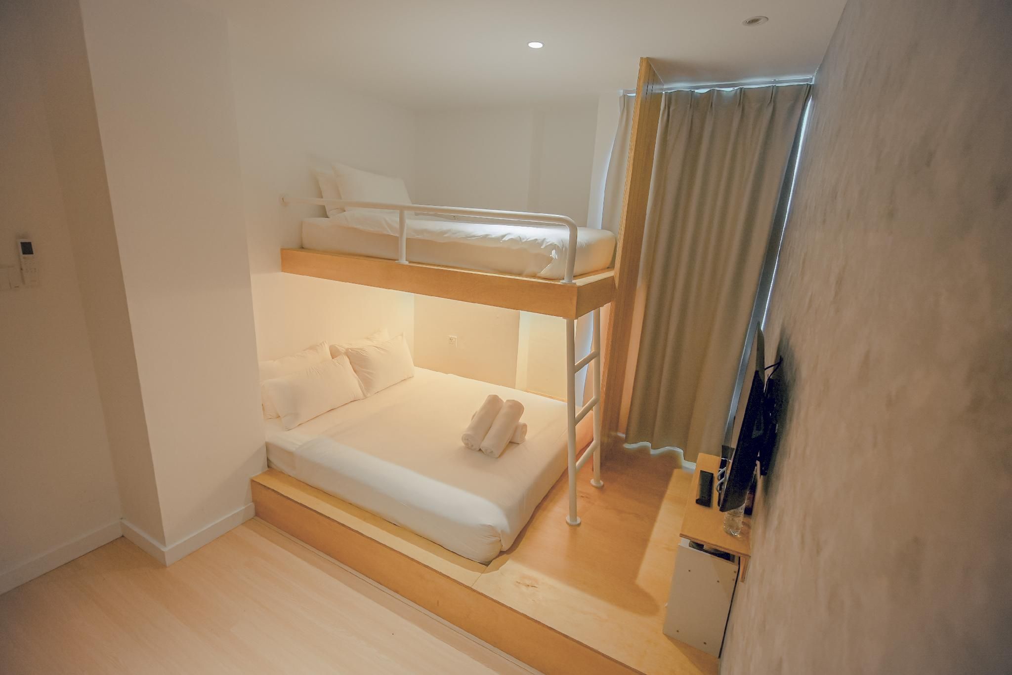 Double H Boutique Hotel Superior Triple Room - Newly Renovated, Non-Smoking 2