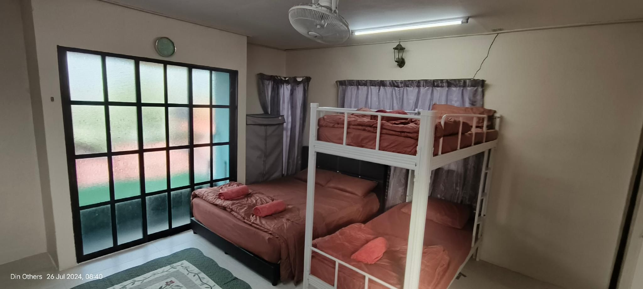 Queen Room