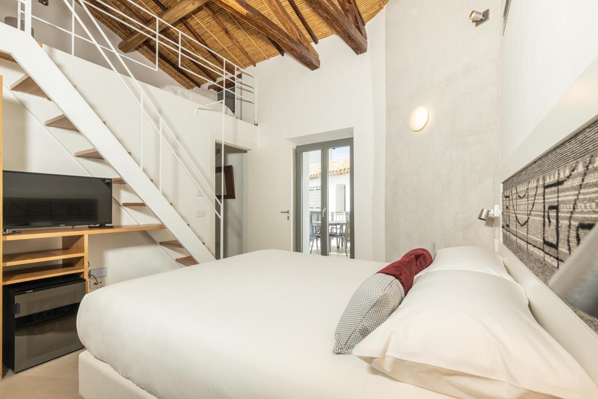 Quadruple Room with Terrace