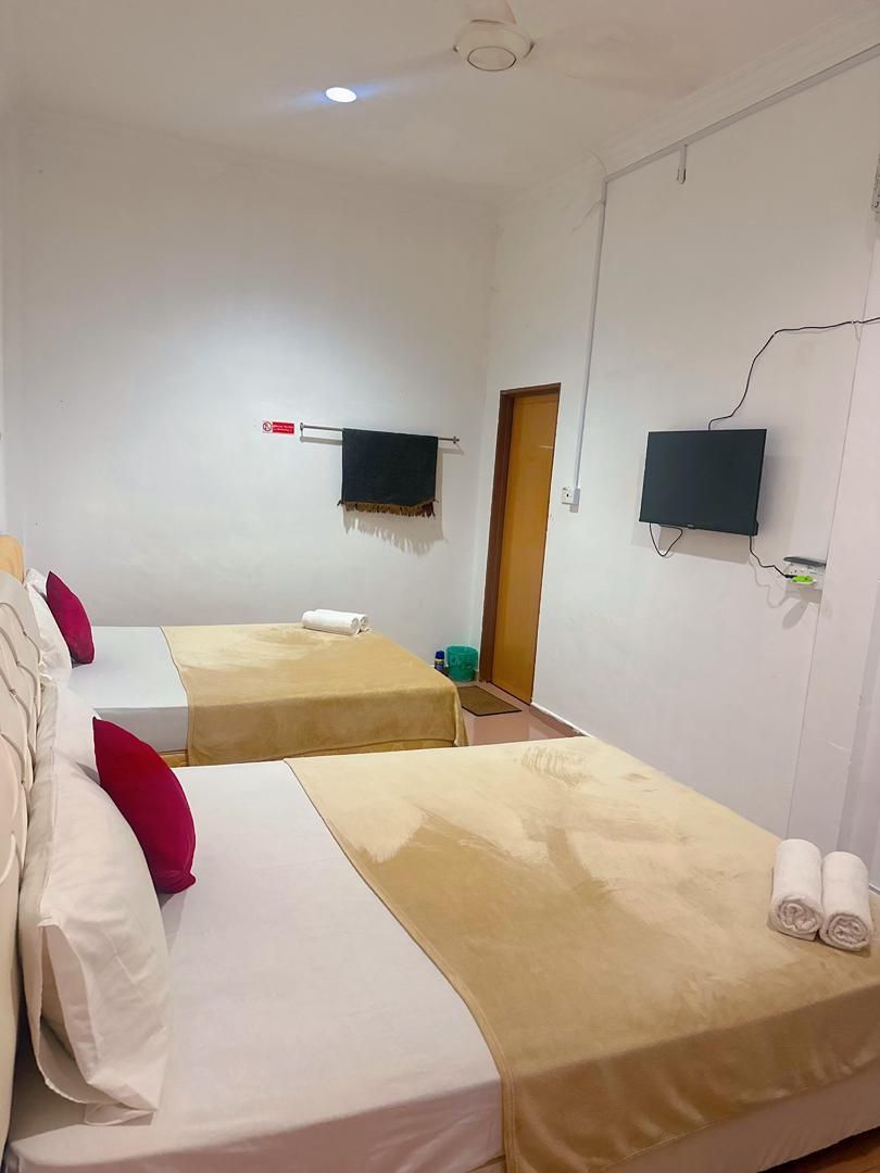 Dzuha Inn Family Room without Window 3