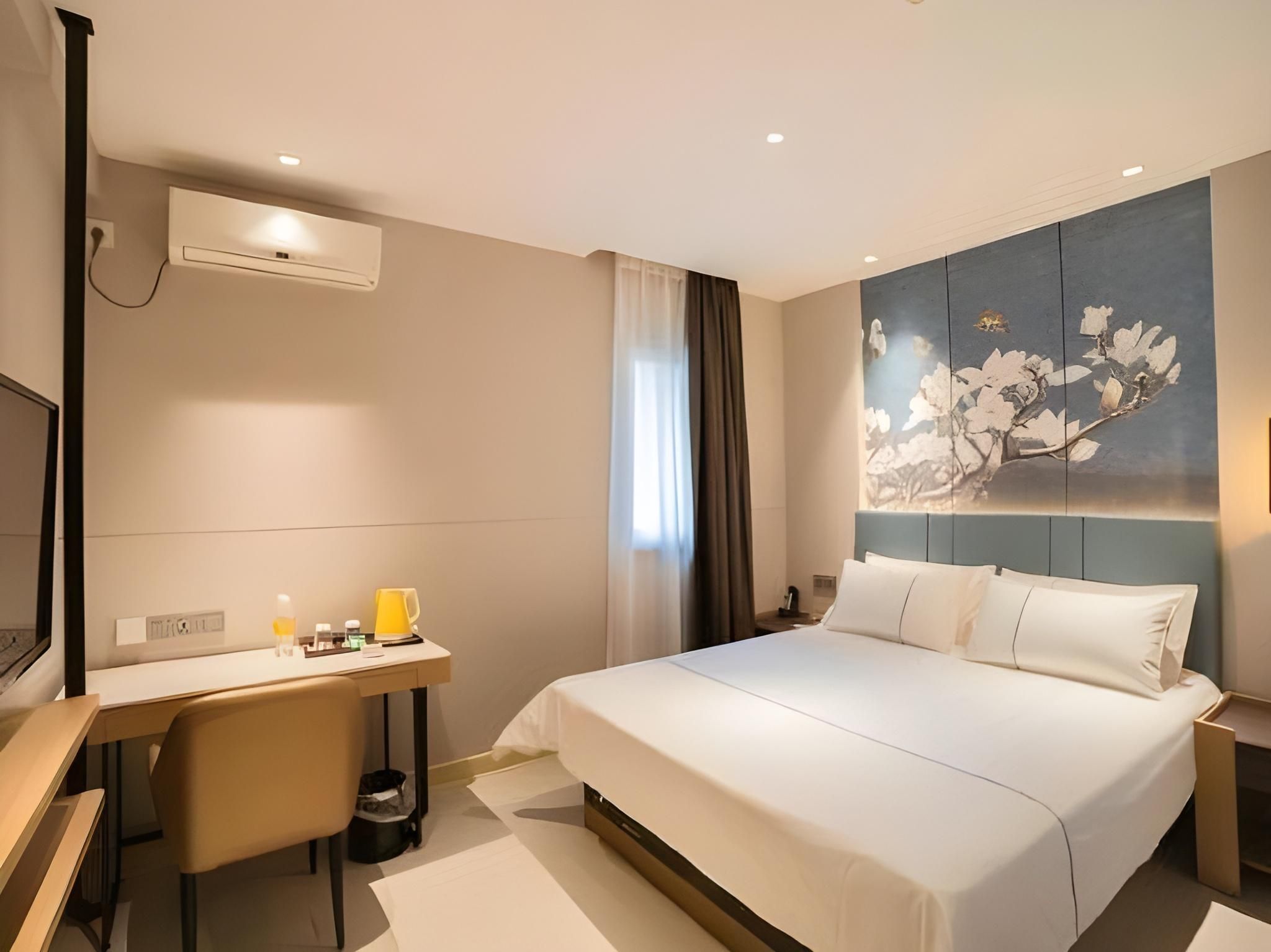 WH - Jingyi Bed Room