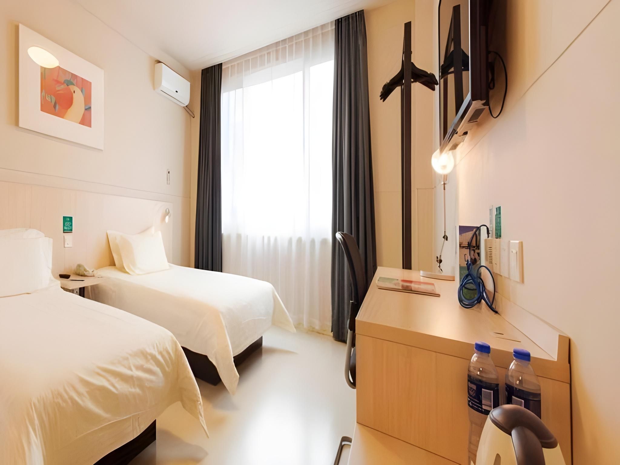 WH - Standard Room A