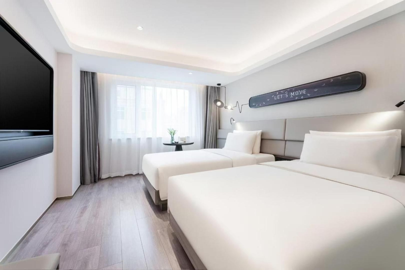 Standard Twin Bed Room