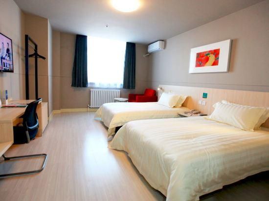 Business Standard Room A