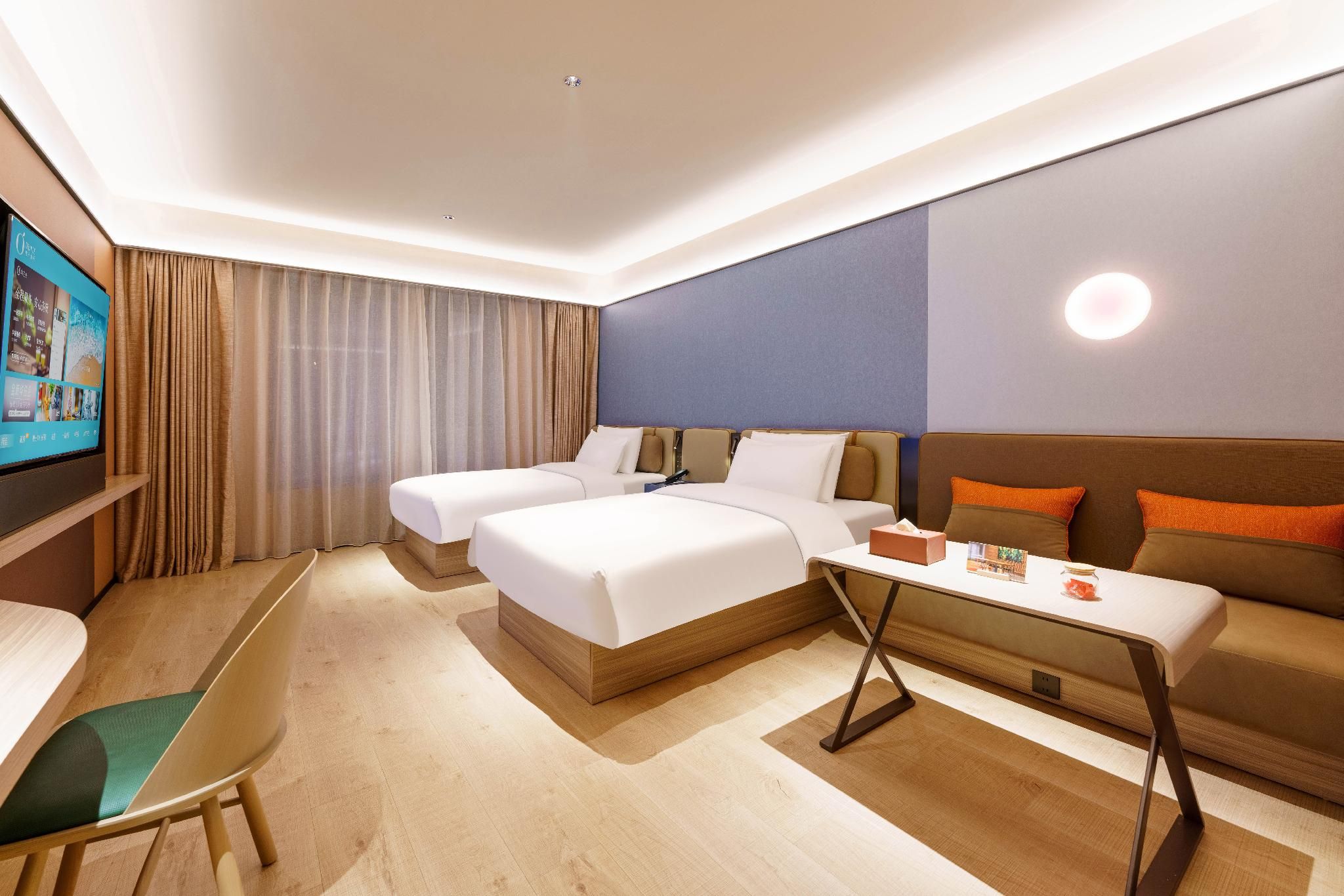 California Sunshine Superior Twin Room