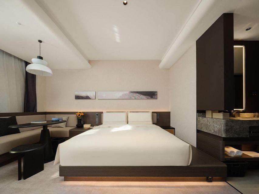 Executive room, Guest room, 1 Queen