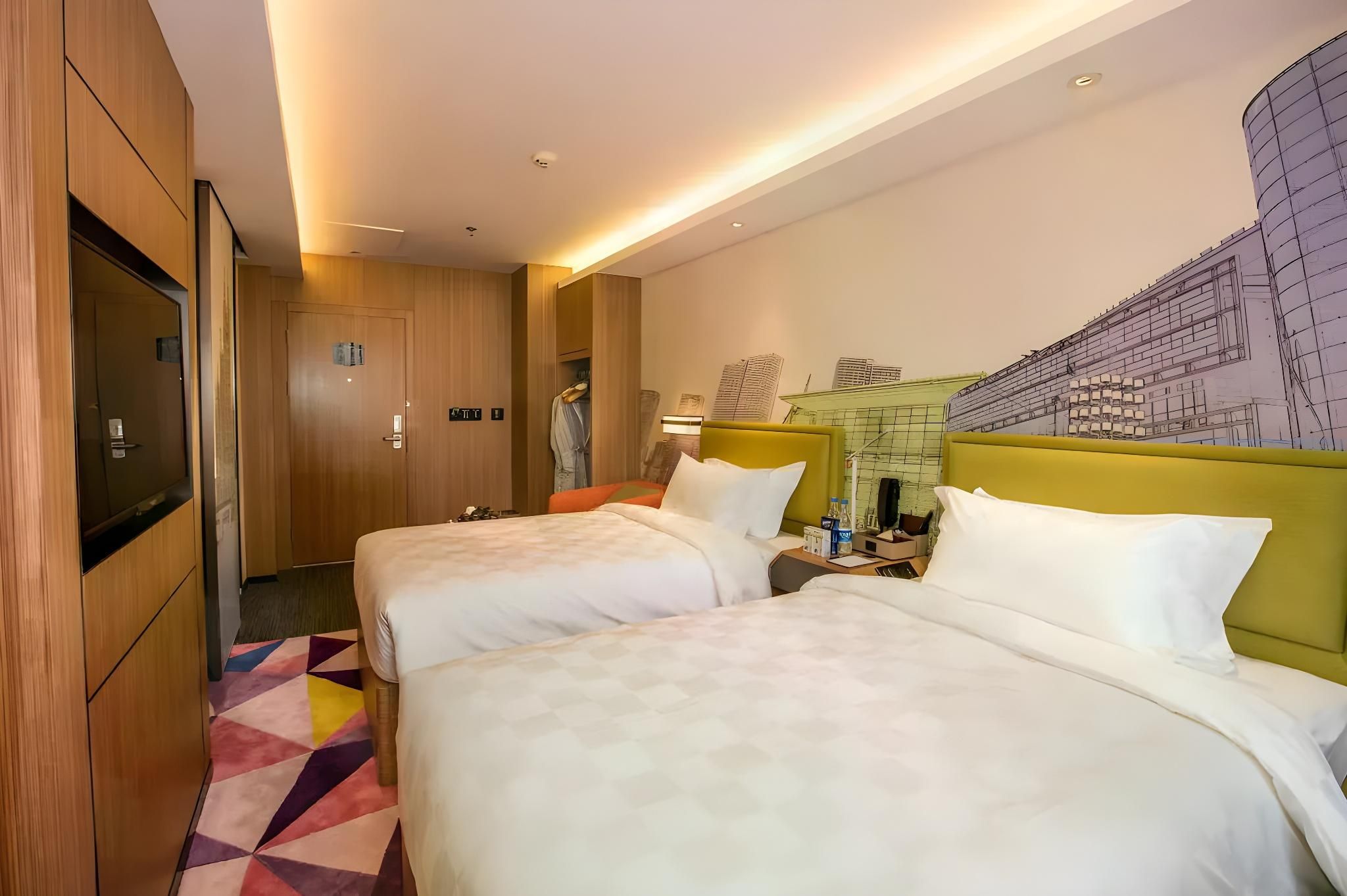 Twin Room with City View