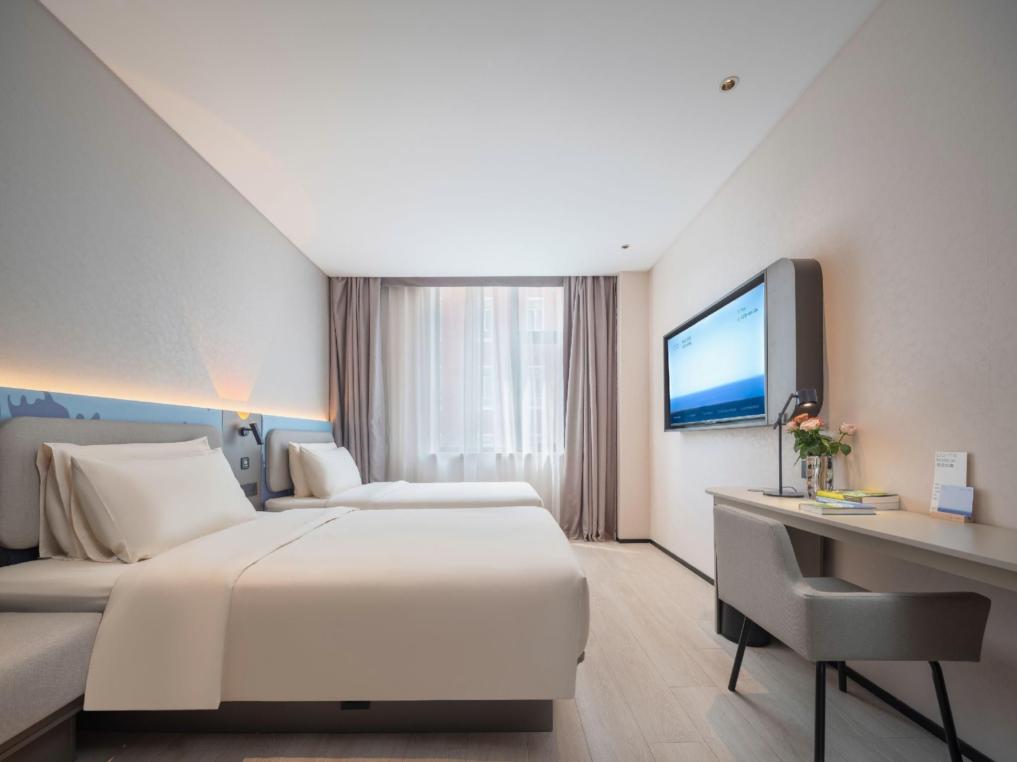 Standard Twin Bed Room