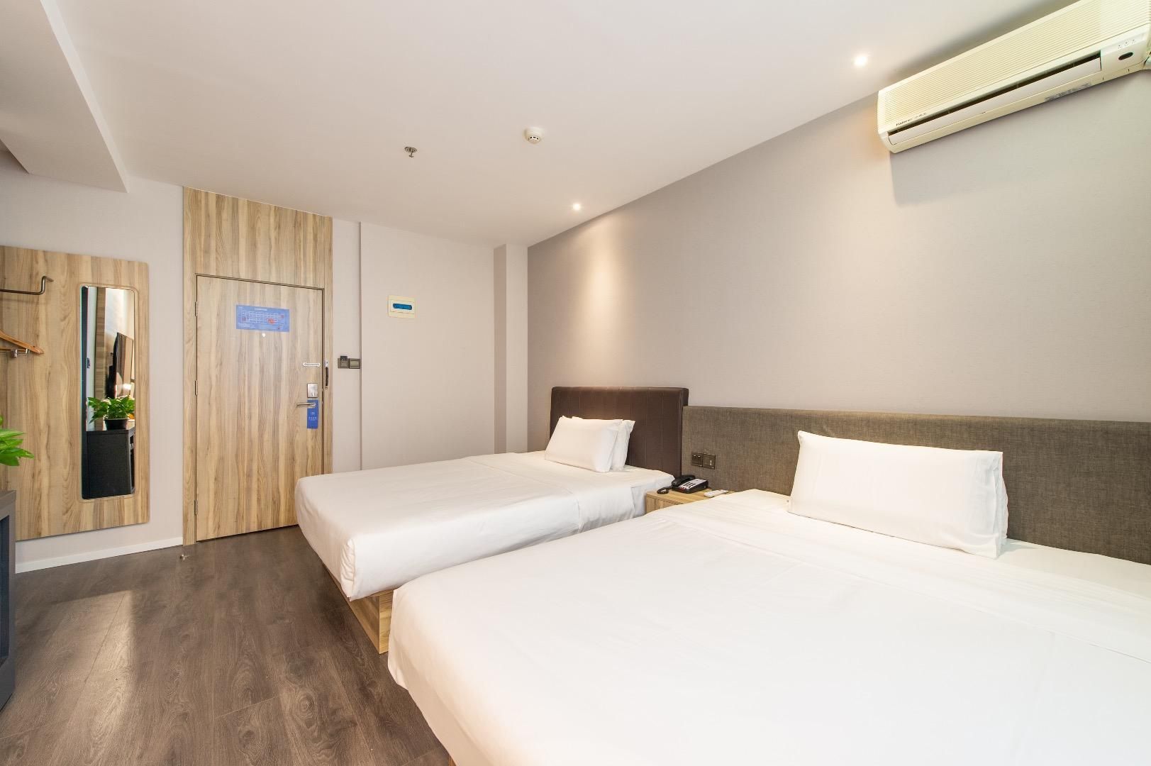 Huazhu - Family Room