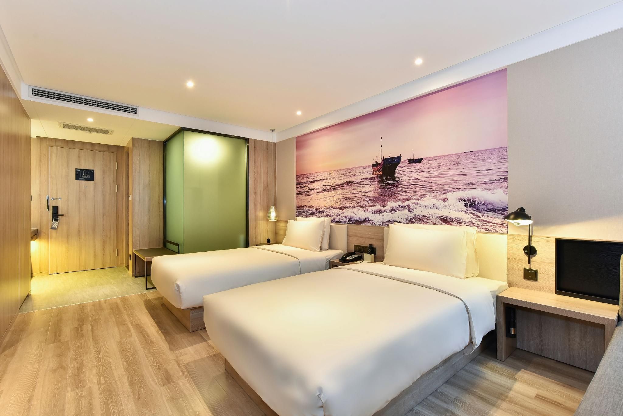 Atour - Elegant Twin Bed Room