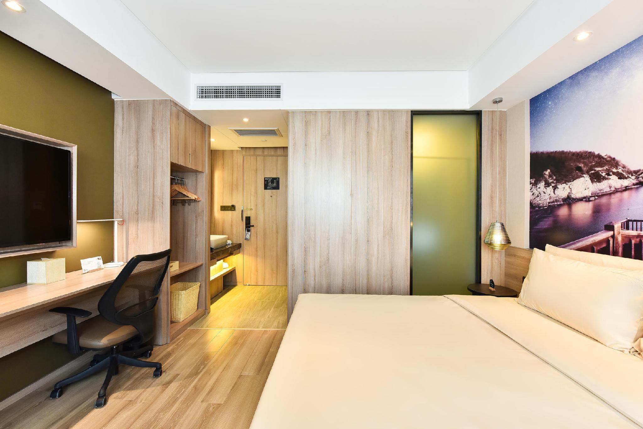 Executive room, Guest room, 1 Queen