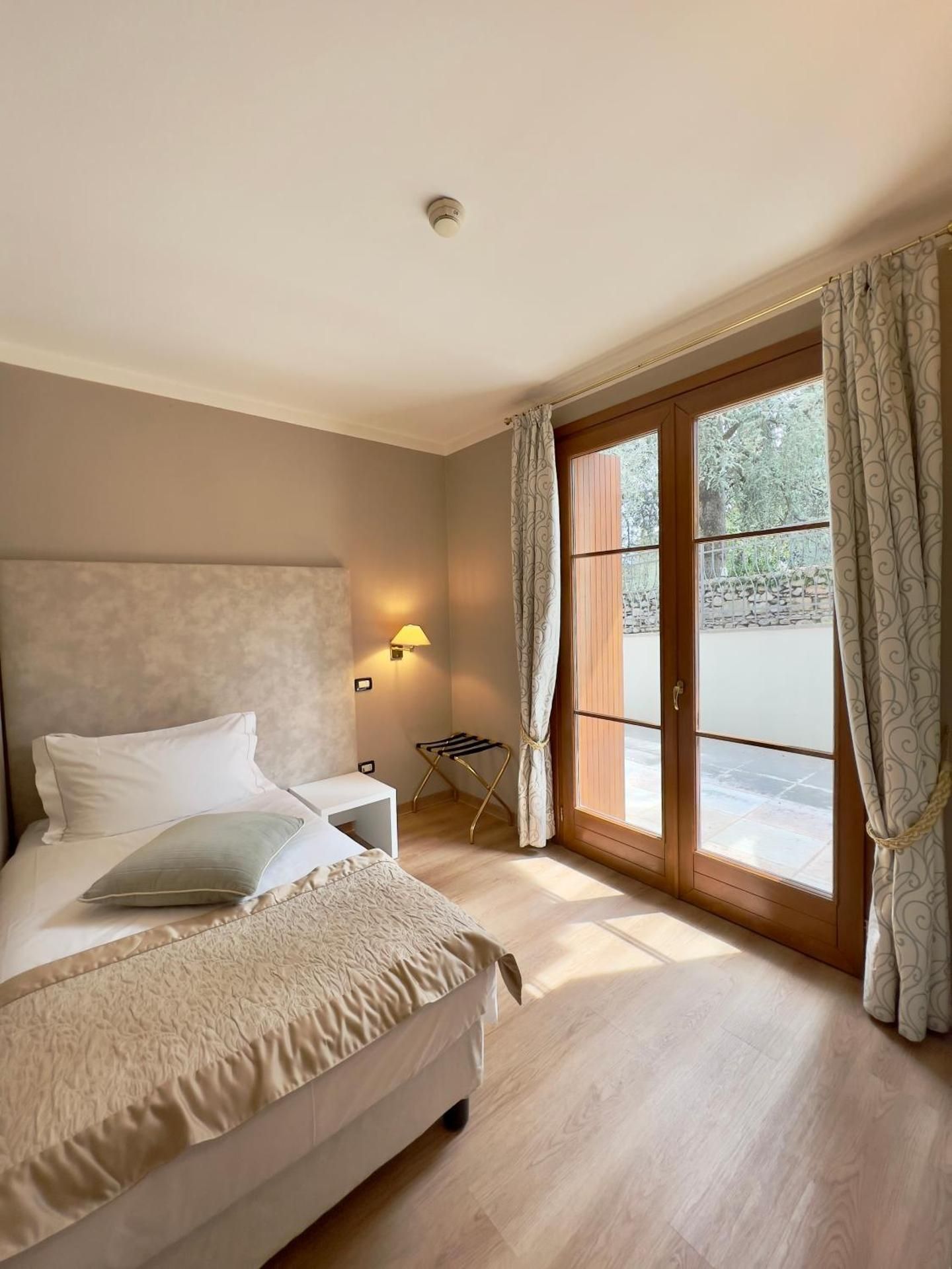 Small Single Room