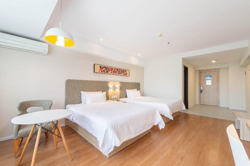 2 Bed Twin Superior Room