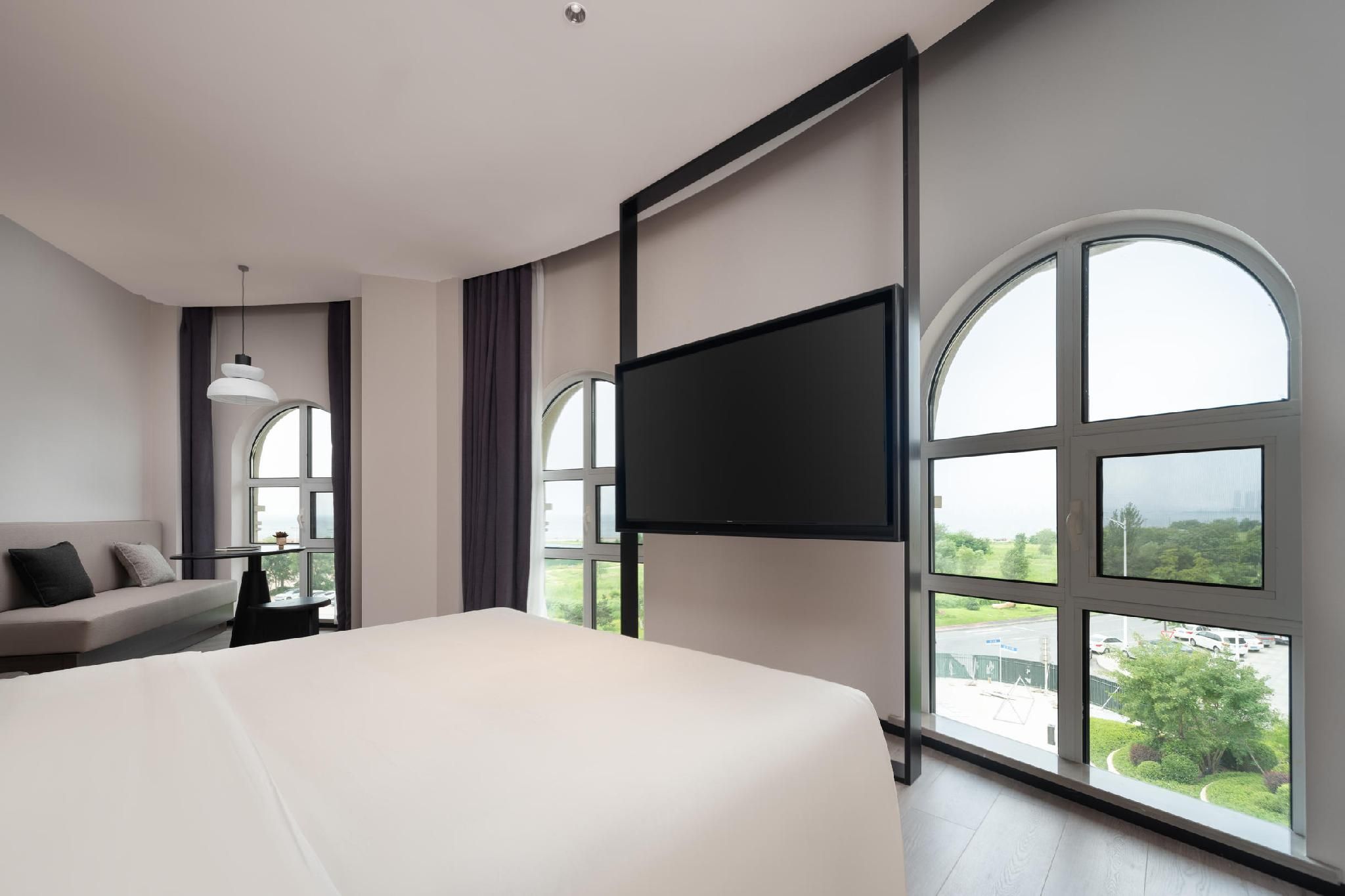 Atour - Deep Sleep Premier 1 Bed Room with Sea View