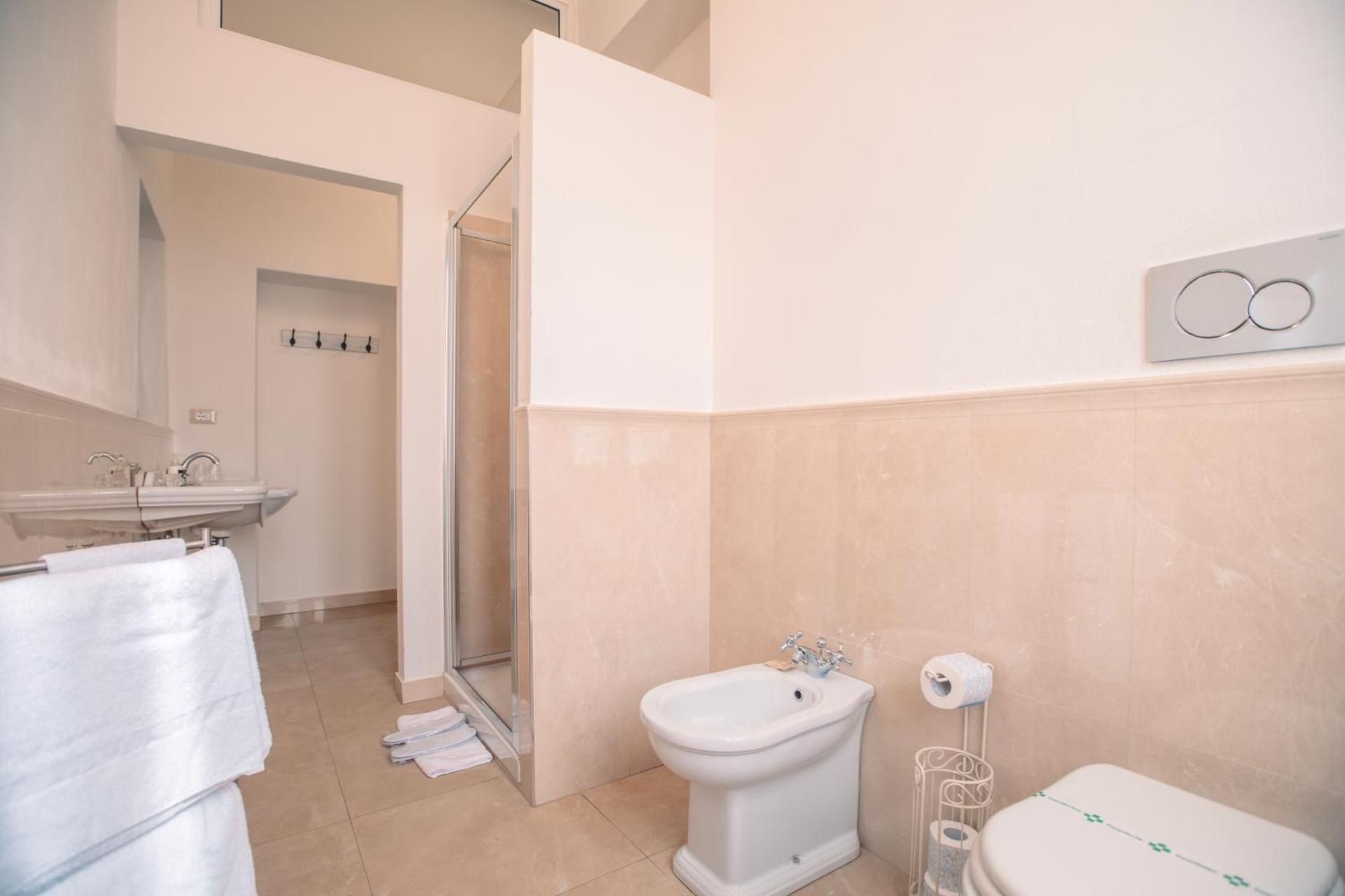 Superior Double Room with Lake View