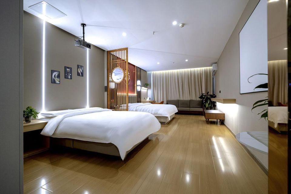 WH - Traditional Bed Room