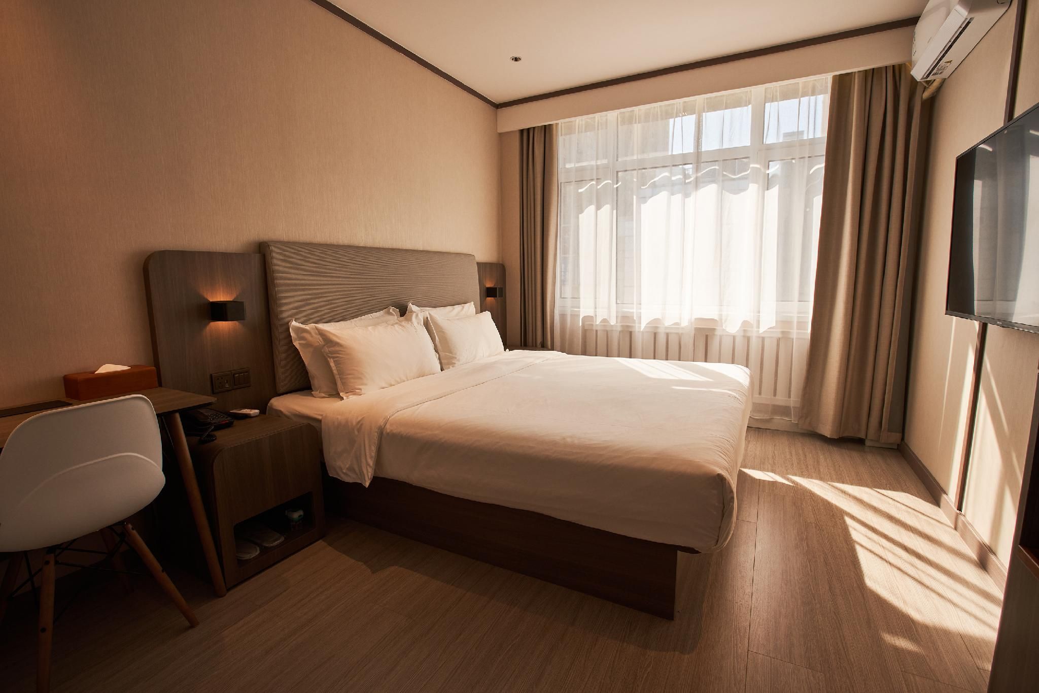 Huazhu - Superior BedRoom