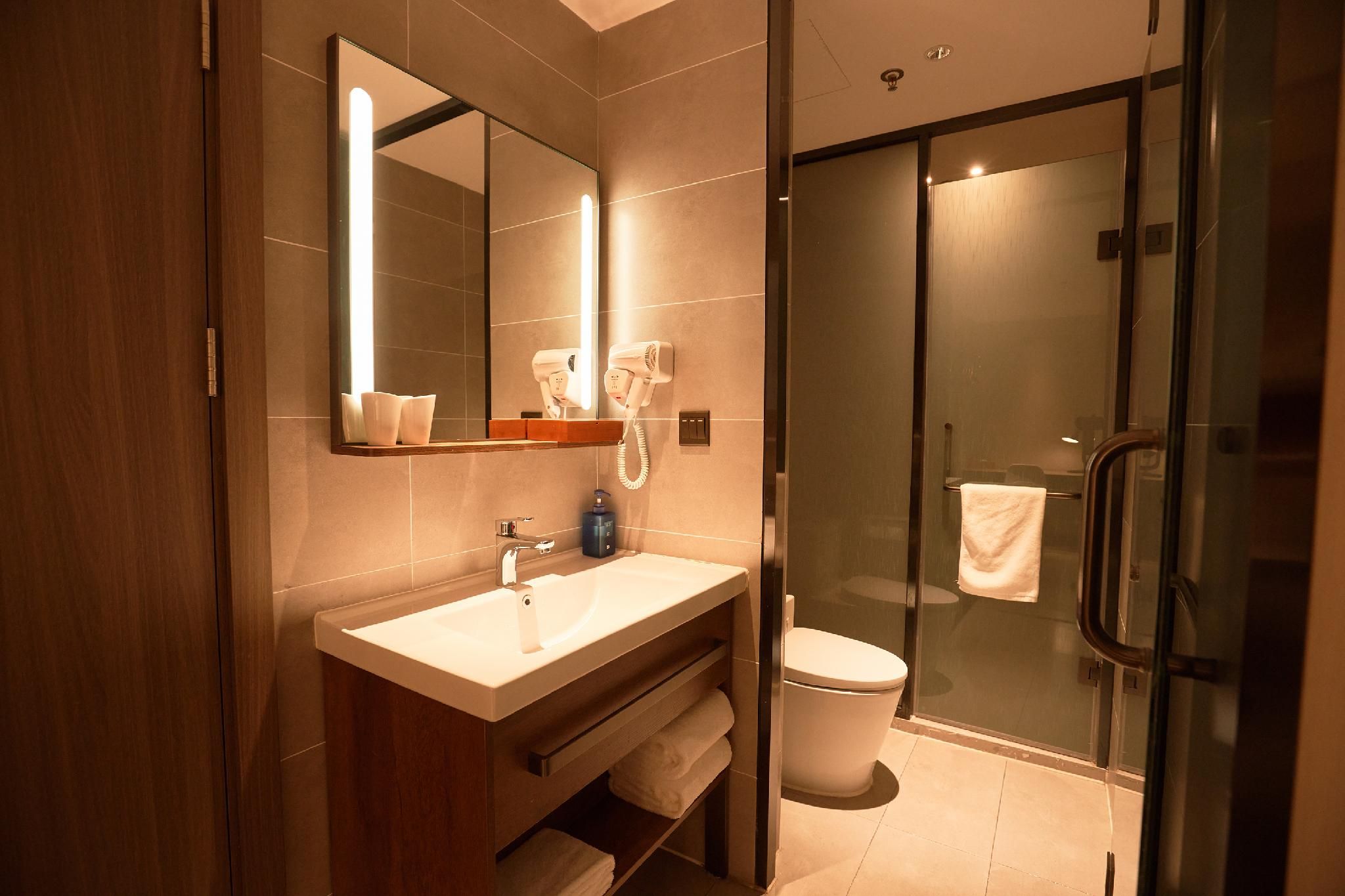 Huazhu - Twin Room