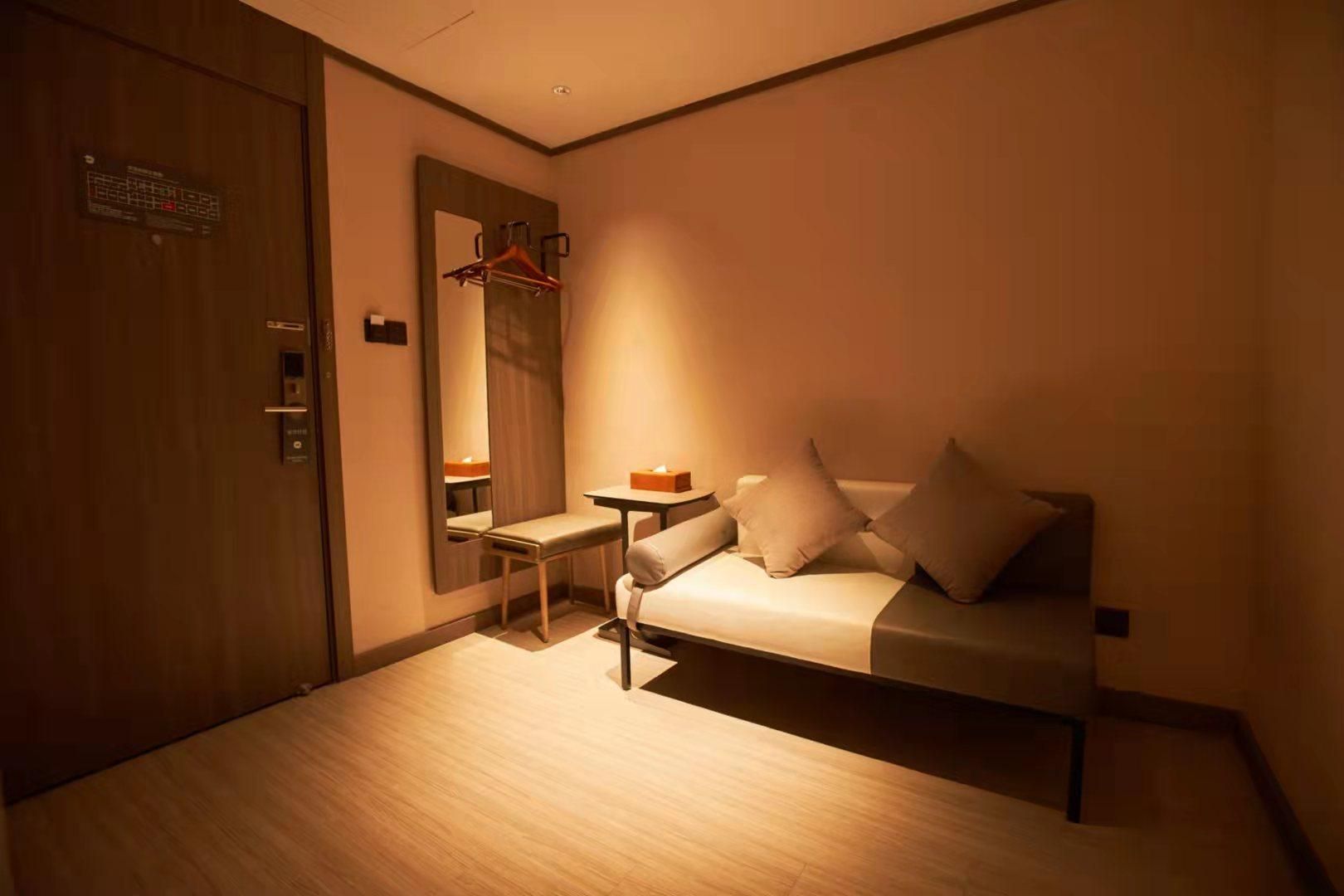 Huazhu - Business Bed Room