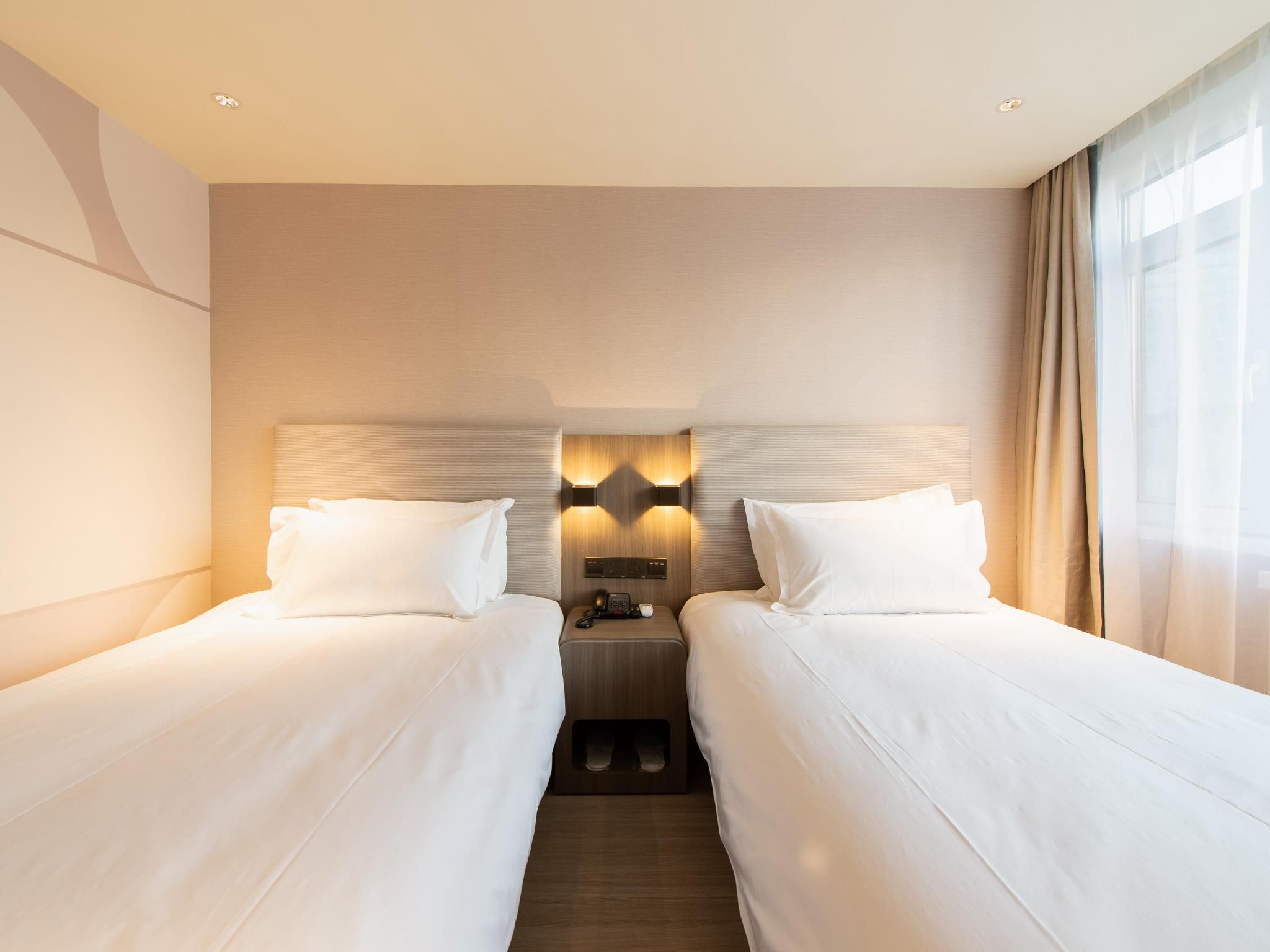 Huazhu - Twin Room