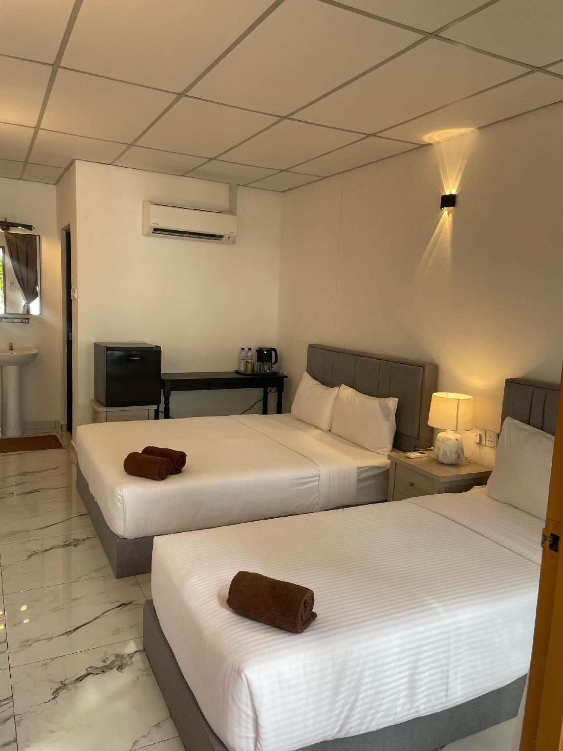 Dumba Bay Tioman Double Standard Non-Smoking 2