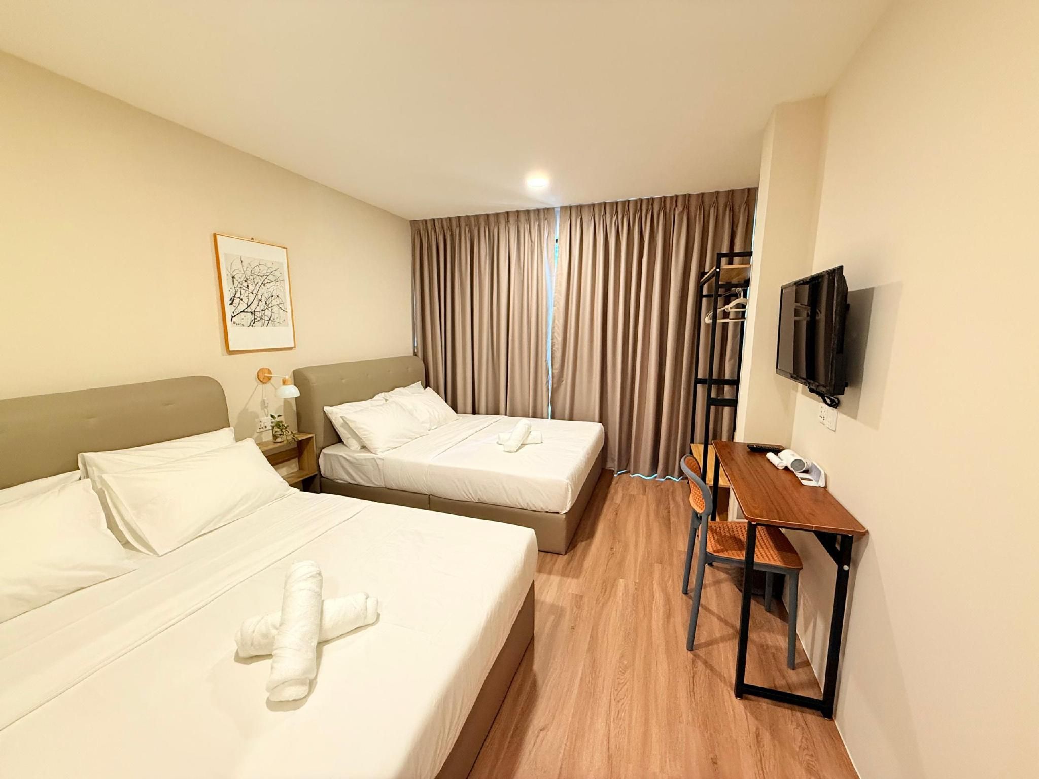 Quad Room