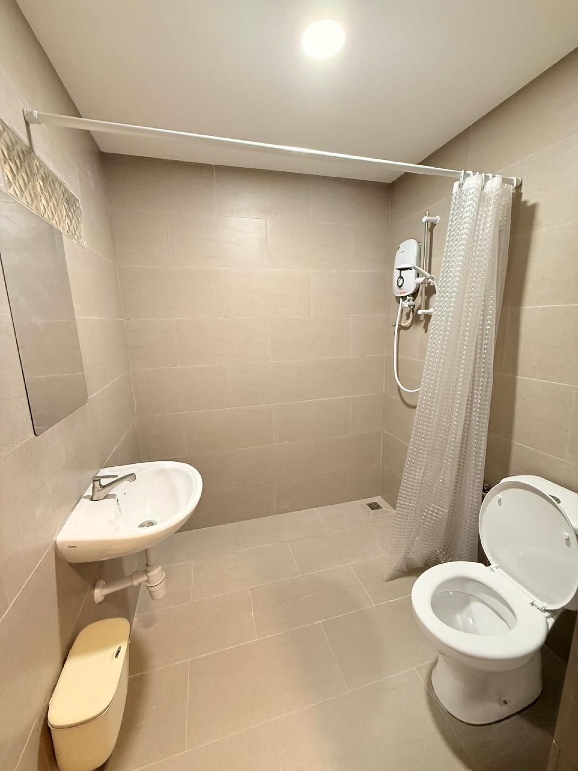 Quad Room