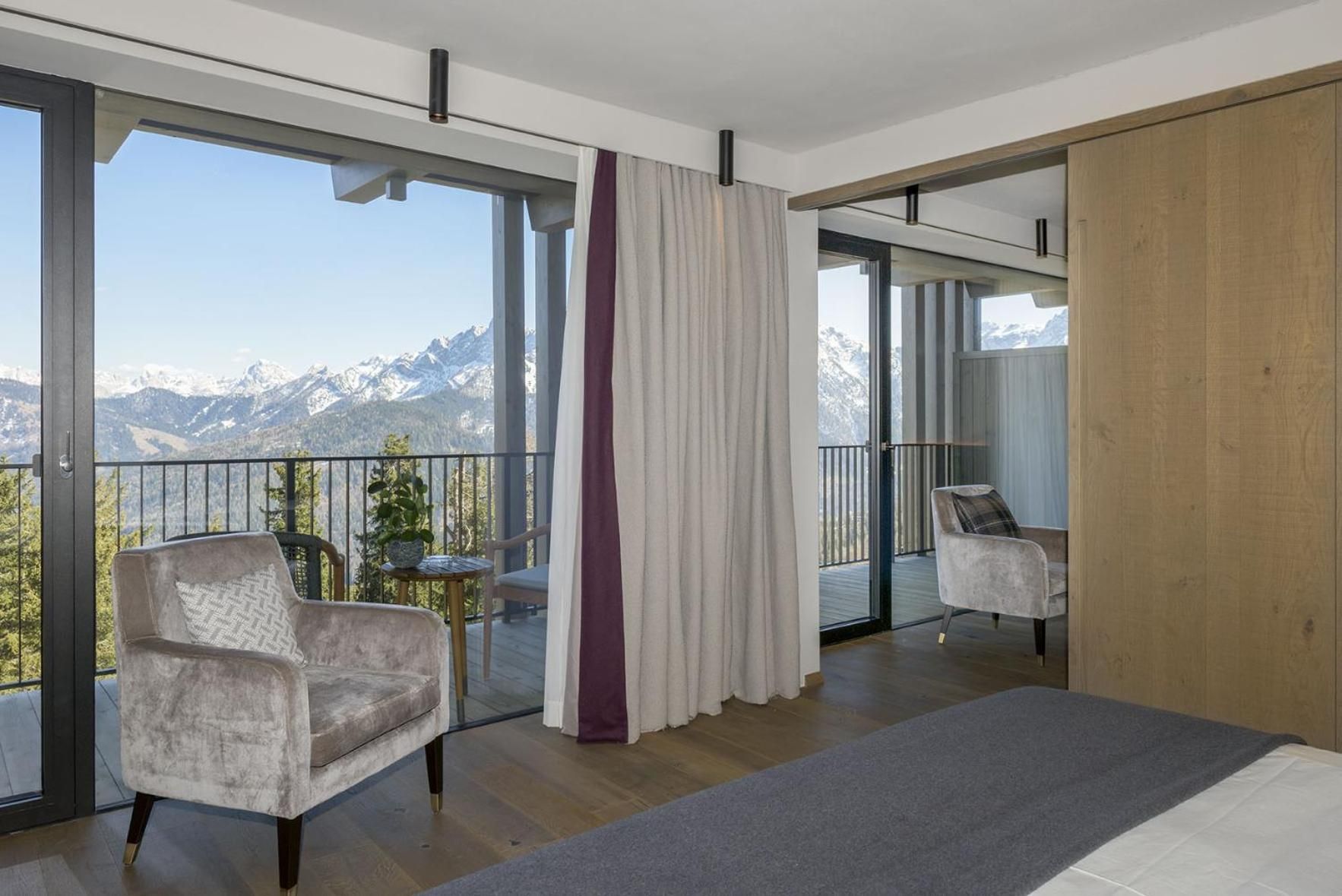 Suite with Balcony