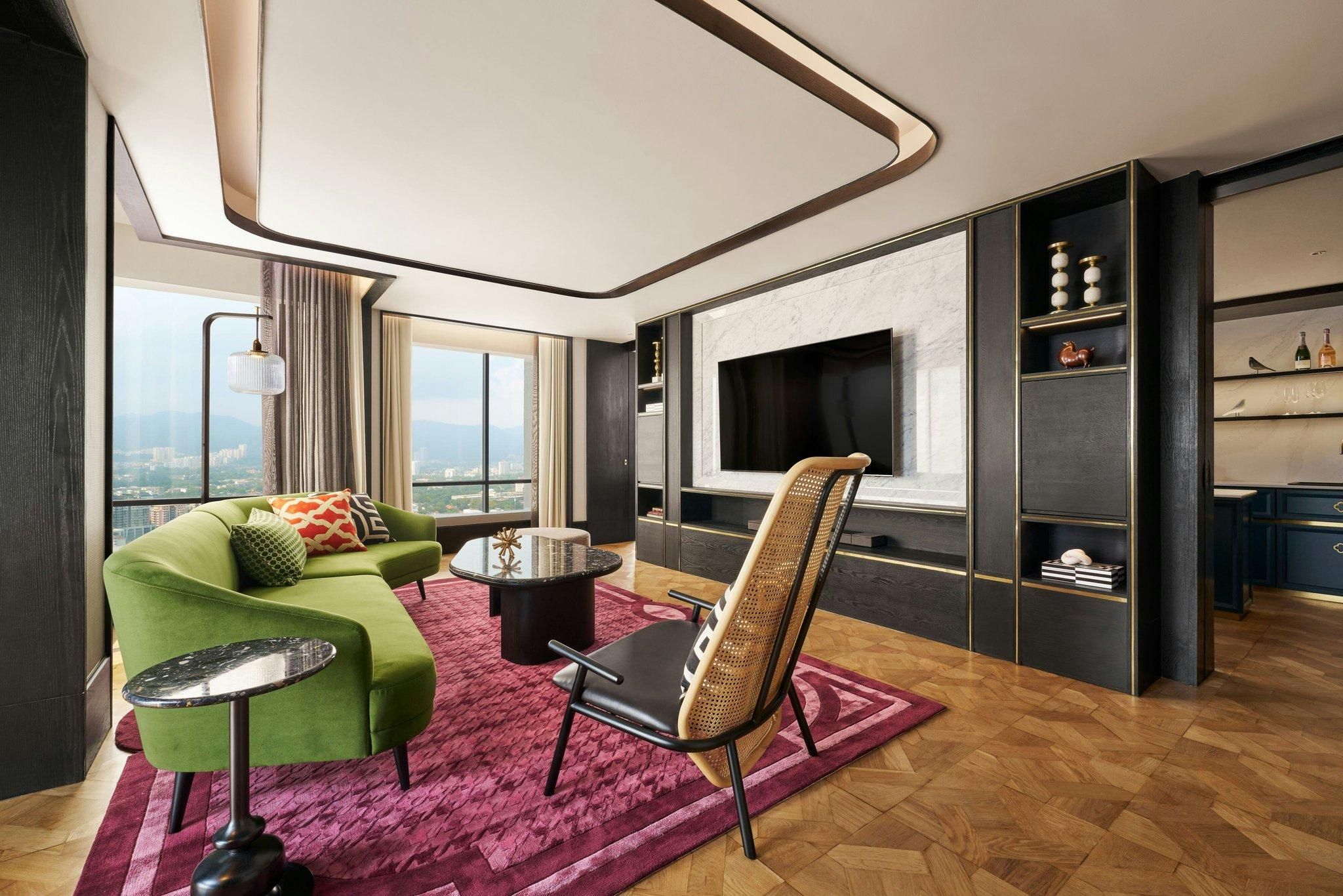 Sterling Suite, 1 Bedroom Vice Presidential Suite, 1 King, Skyline View, High Floor