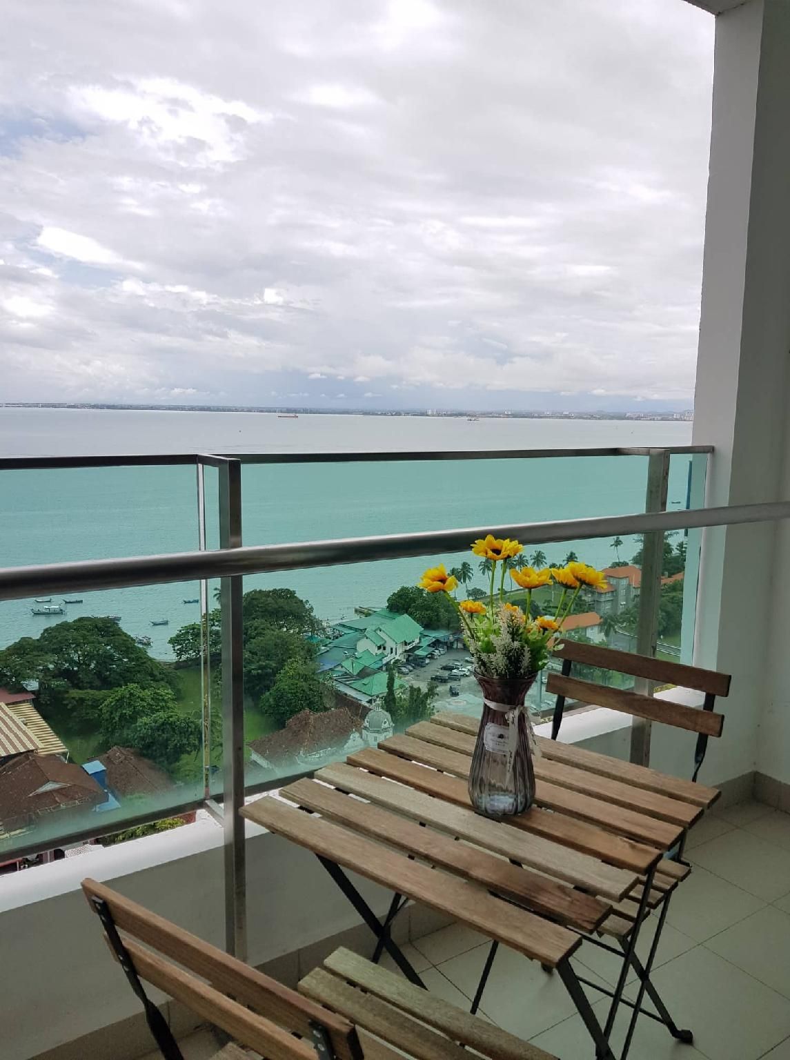 3-Bedroom Deluxe Apartment