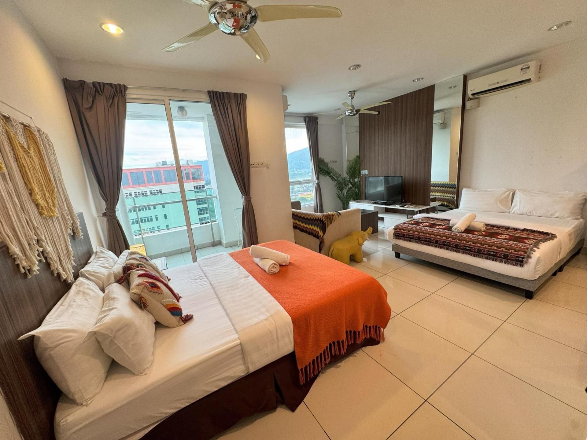 Studio Apartment with Balcony