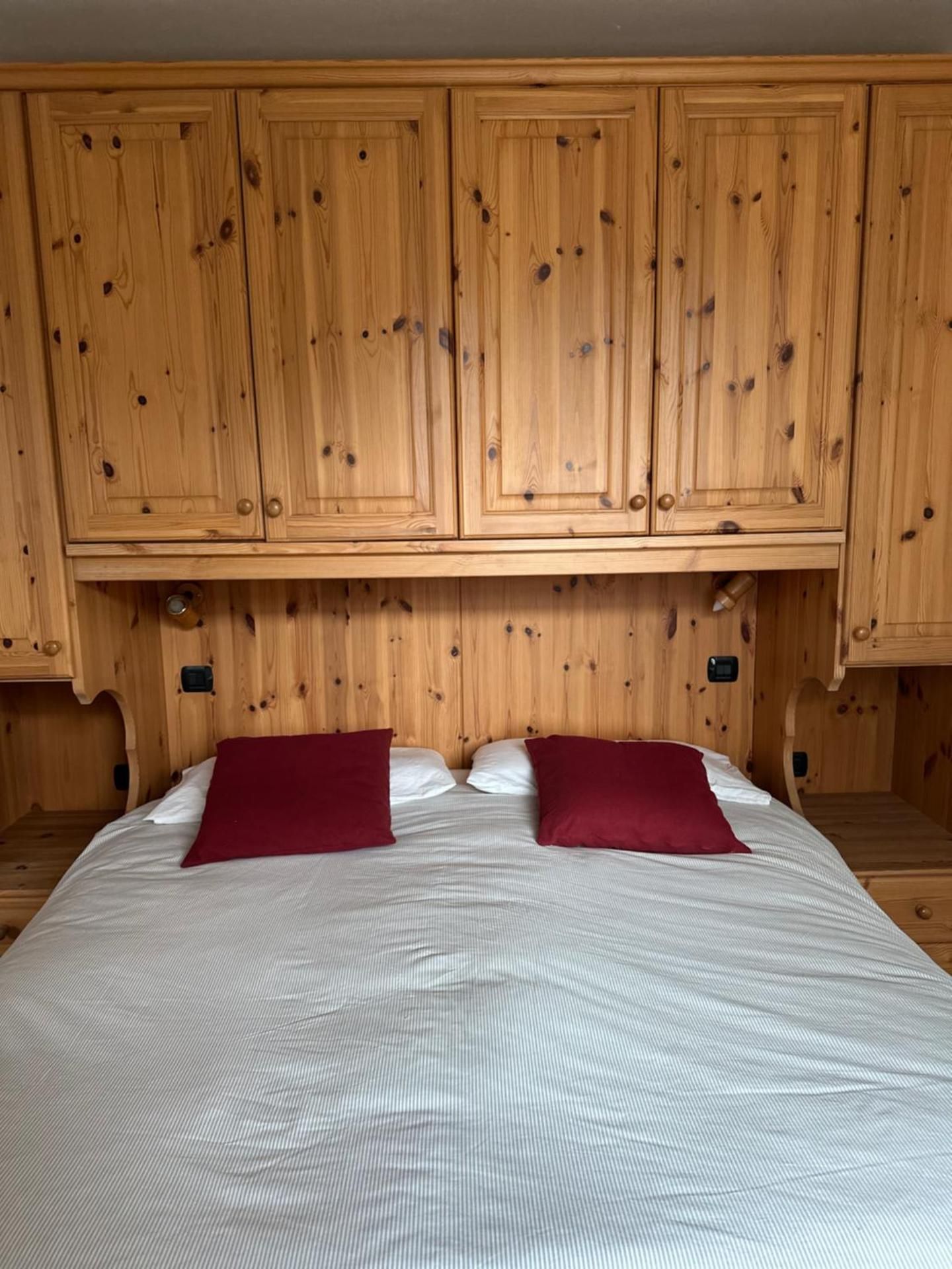 Studio (2 Adults)