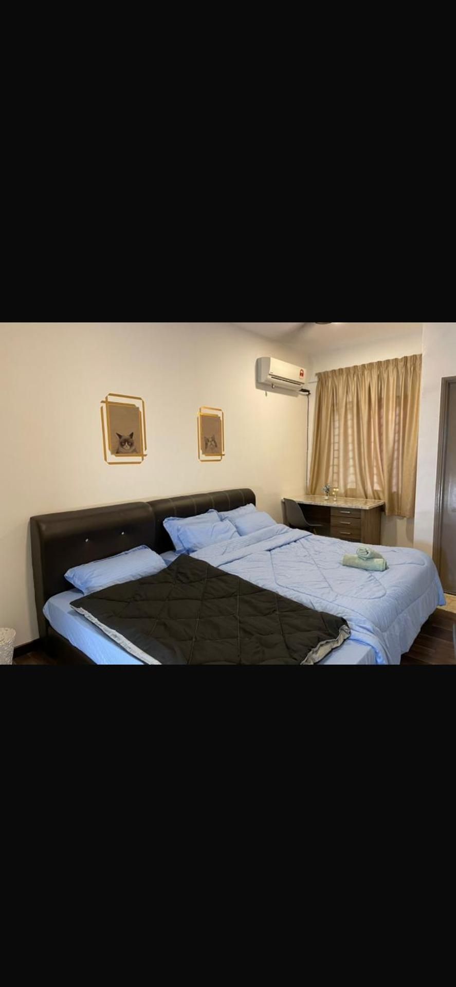 Double Room with Shared Bathroom