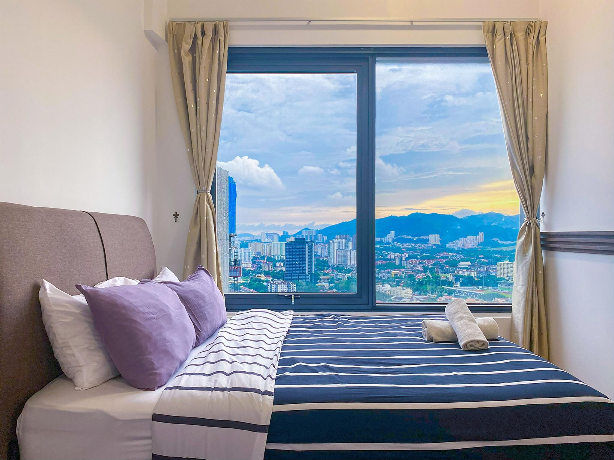 Deluxe Condo