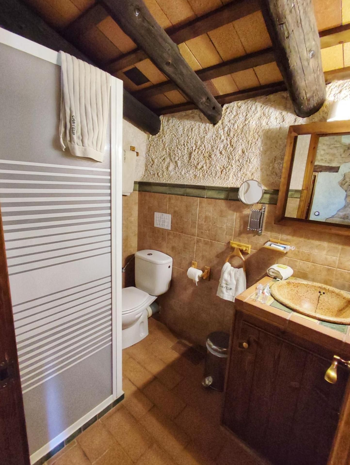 Large Double or Twin Room