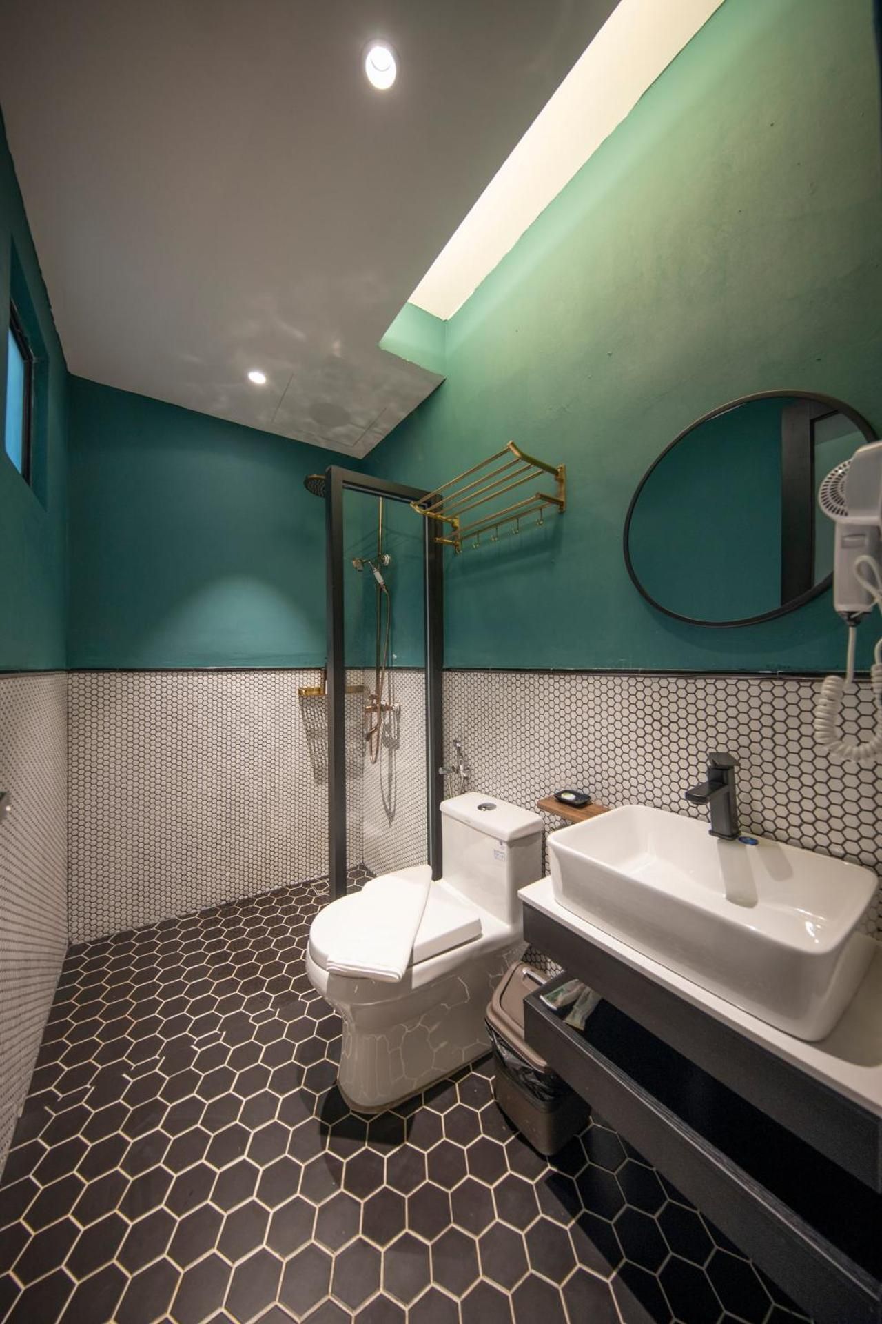 Carnarvon Suites
