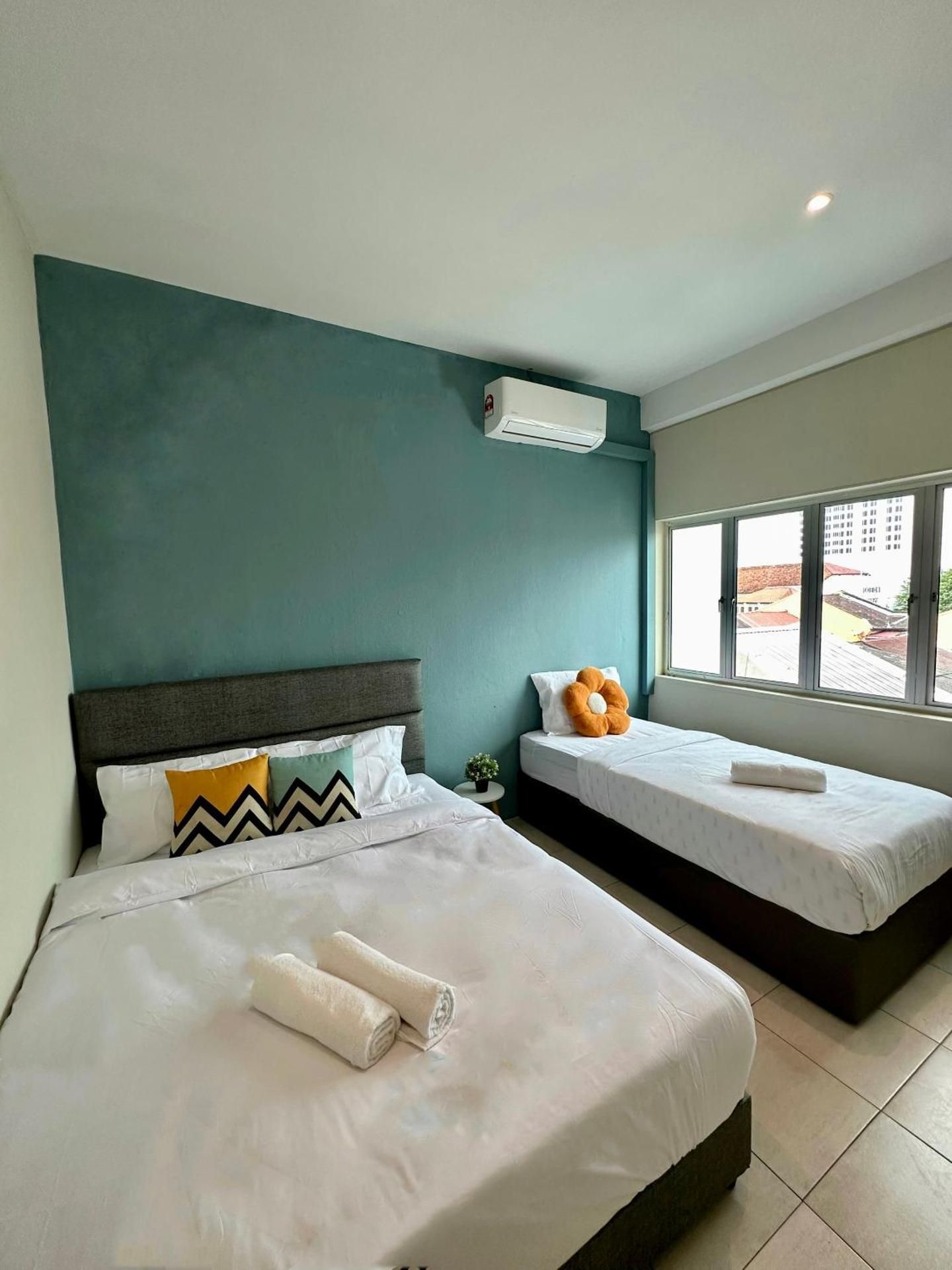 Deluxe Triple Room